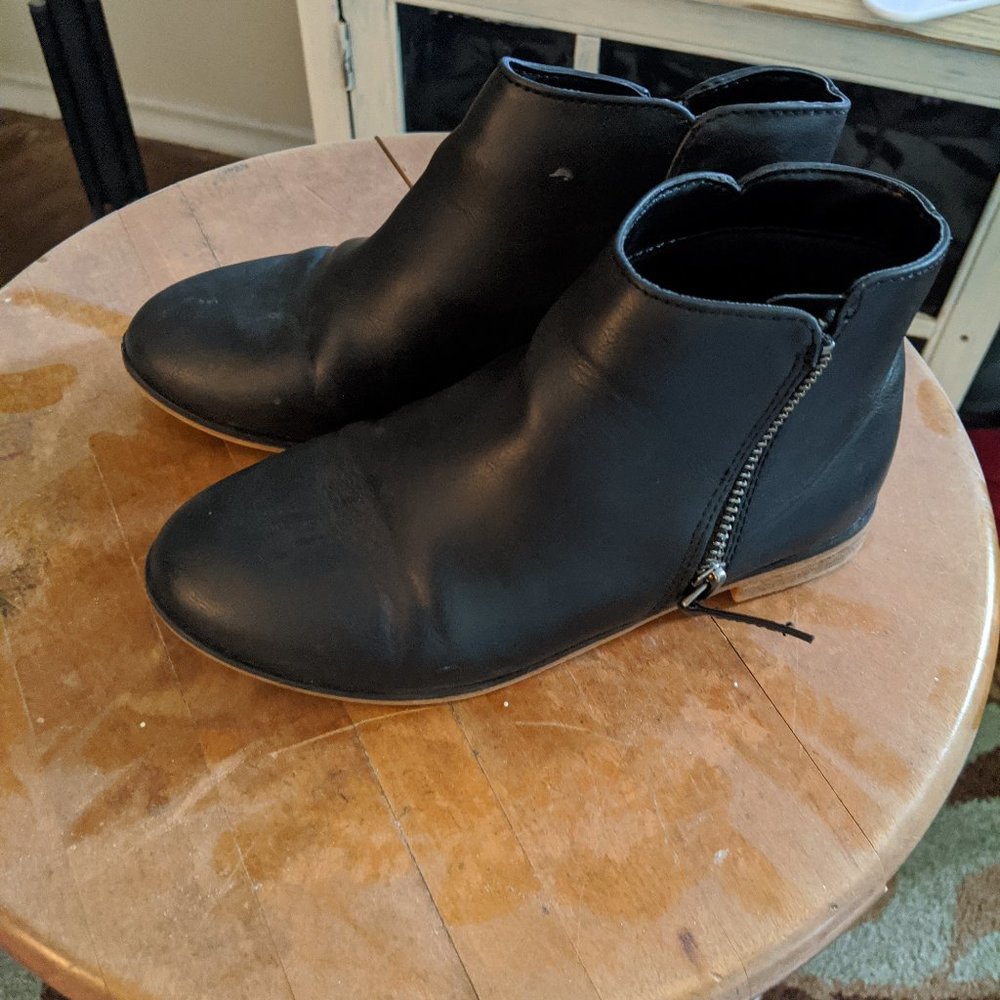 Cat & Jack Booties